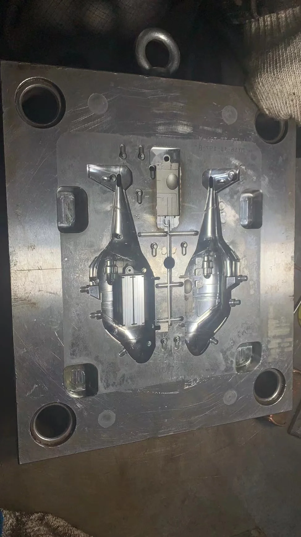 Shantou Экспортная продукция пластиковая машина для литья под давлением игрушек