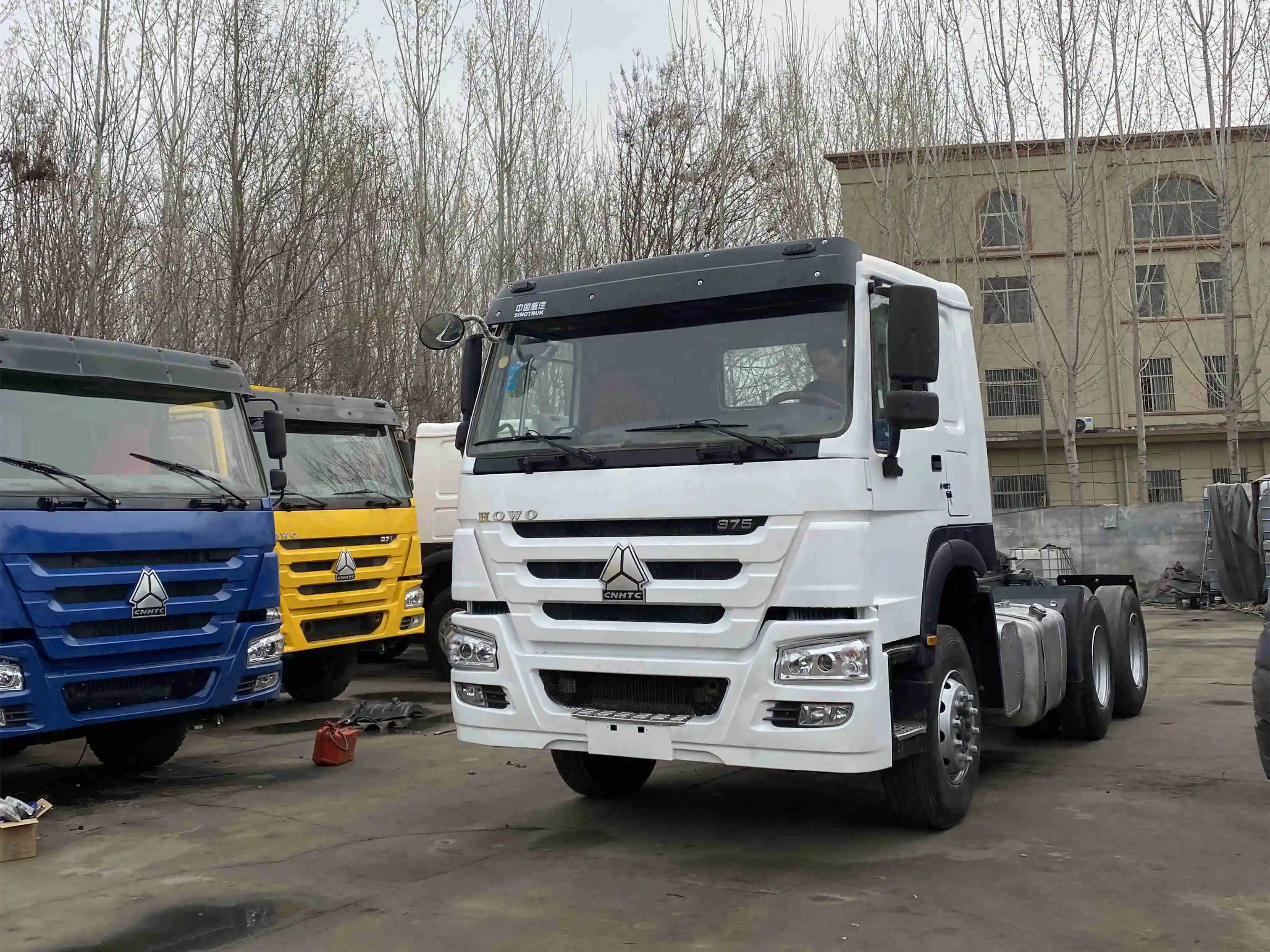 Новое состояние SINOTUCK howow 6x4 400 л.с.
