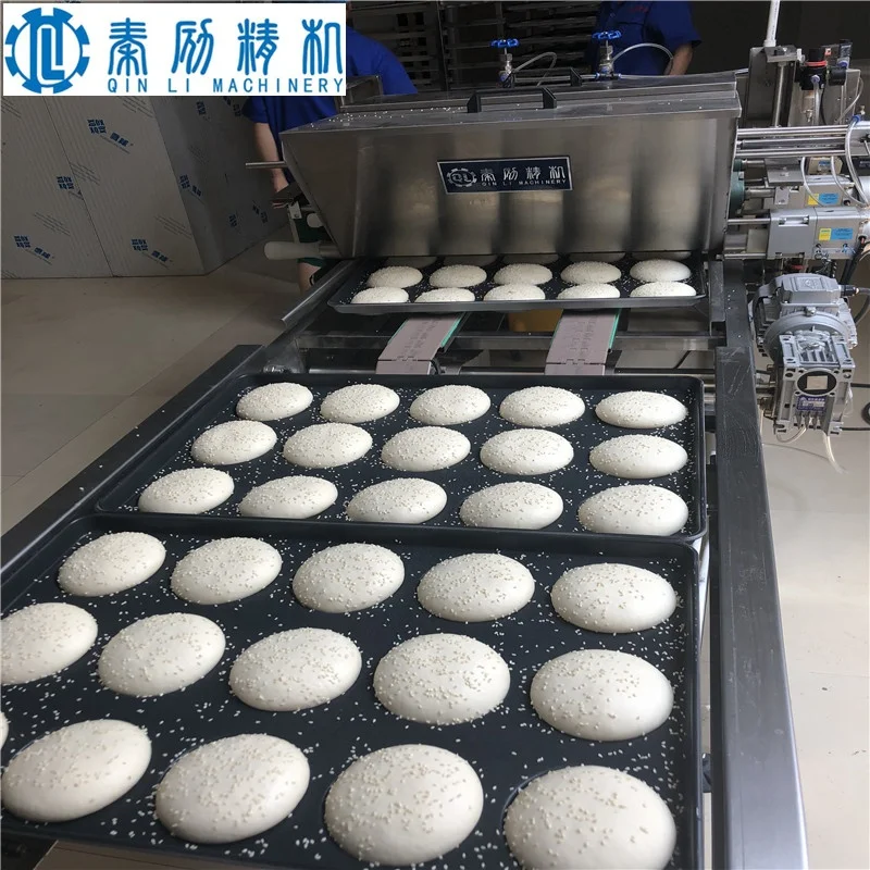 Fully automatic Burger Sesame Sprinkler machine industrial burger production line for dusting sesame oat