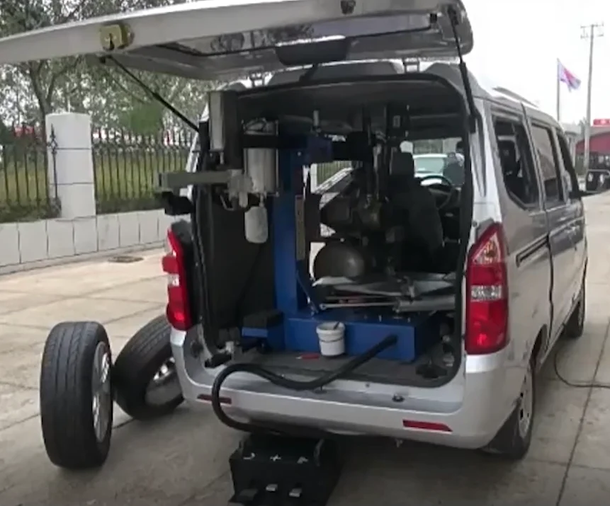 Mobile tire changer and wheel balaner machine for road service Movable tyre changing machine and wheel balancing machine