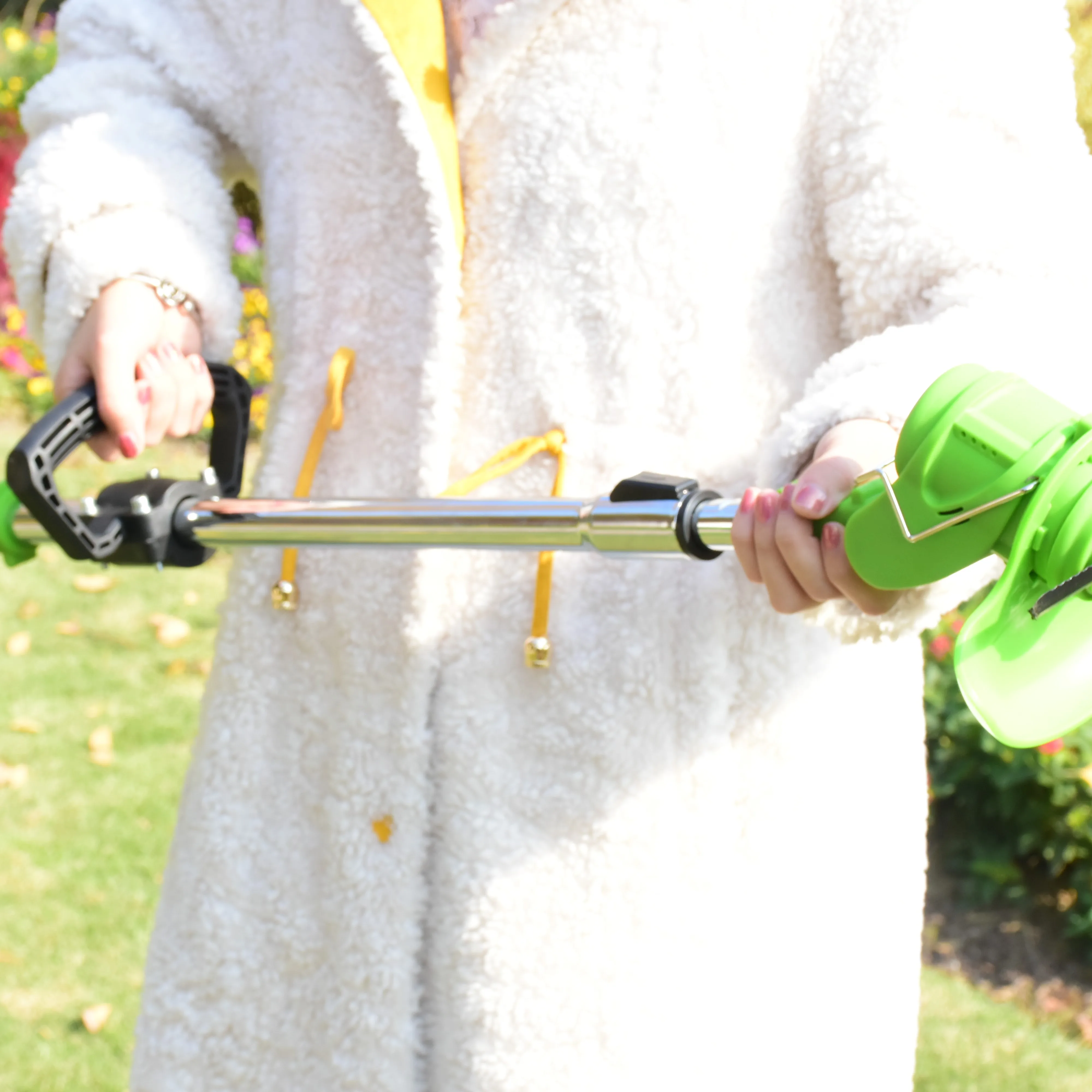 Cordless String Trimmer with 12V Lithium 2000mAh, Plastic Blade Lawn Mower Cordless GRASS TRIMMER