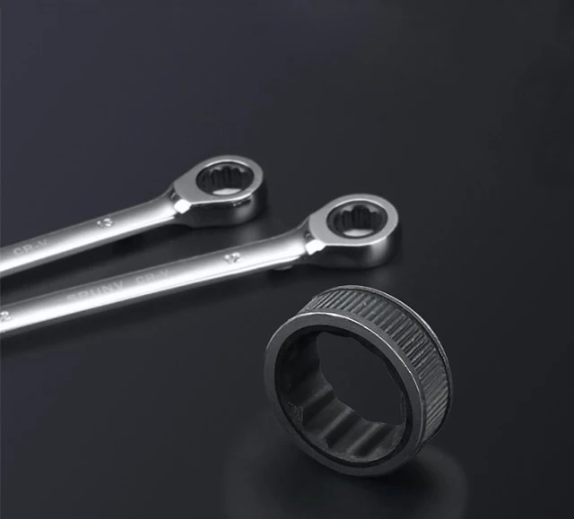 good quality 14PCS Cr-V Combination Wrench Set with Ratchet Wrench tool kit and Adjustable Wrench Household Tool Set