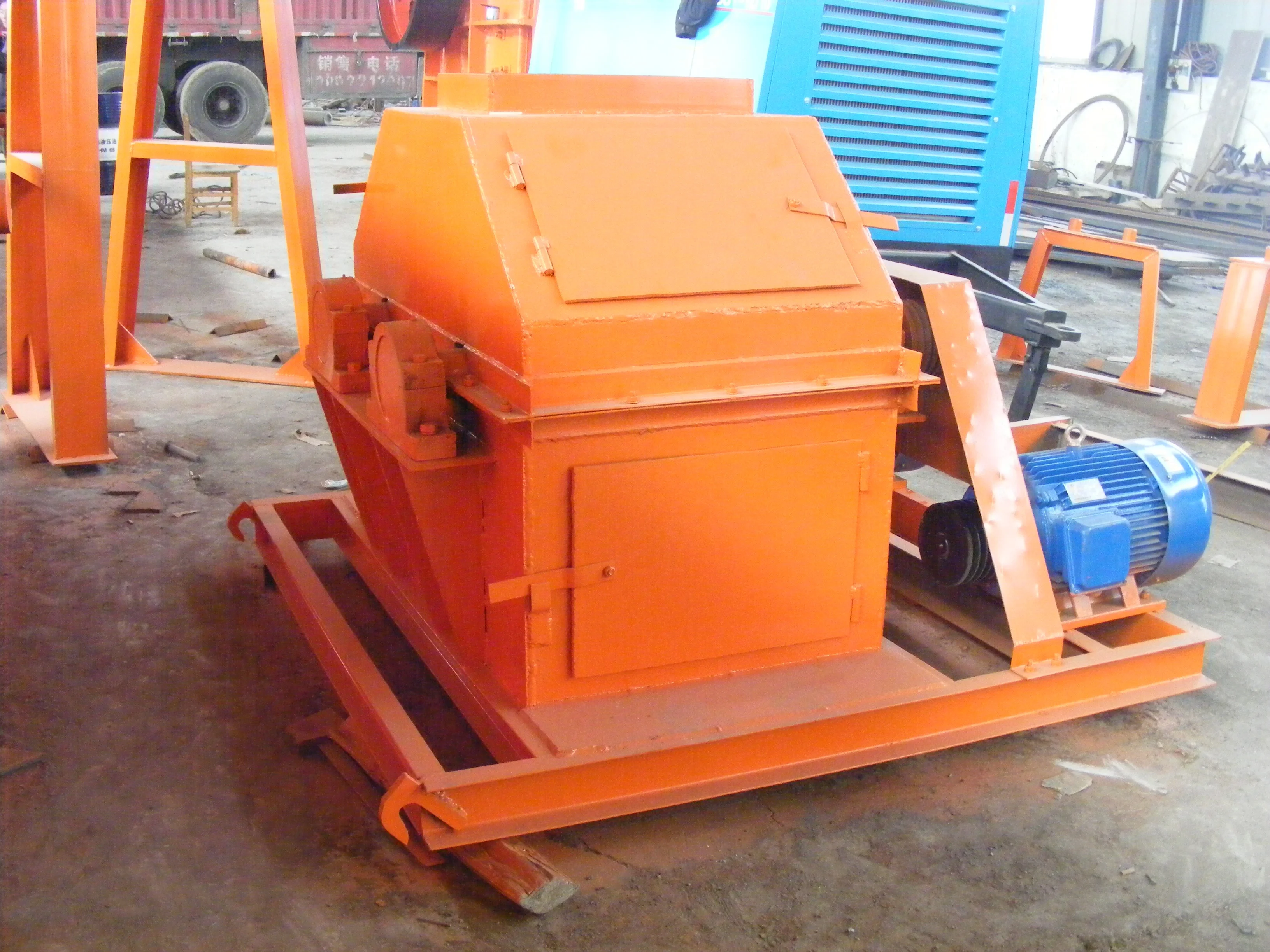 
2019 China High efficiency Double-axle chain crusher 