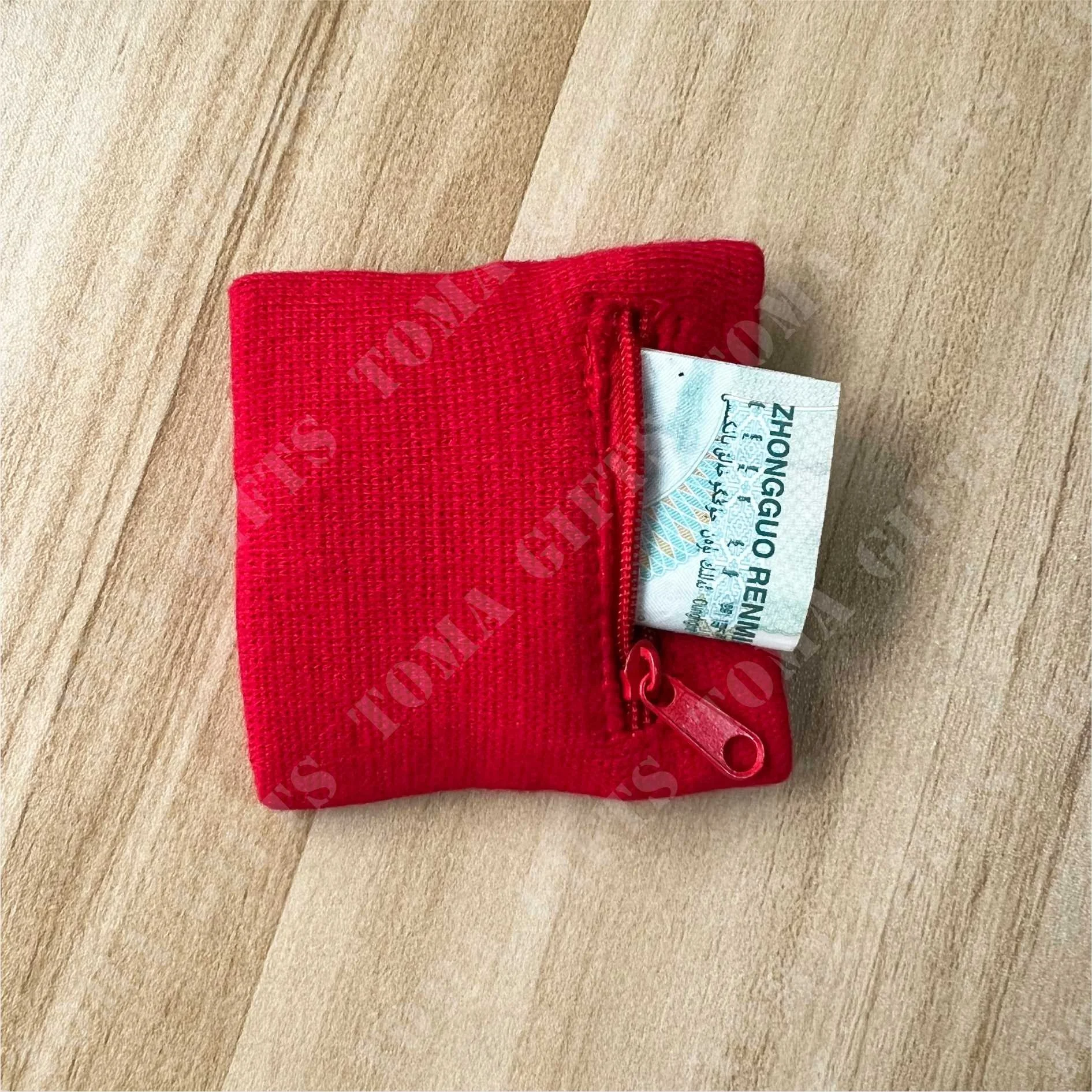 Popular Gifts Outdoor Football Basketball Sports Key Wallet Zipper Pocket Custom Logo Terry Towel Sweatband