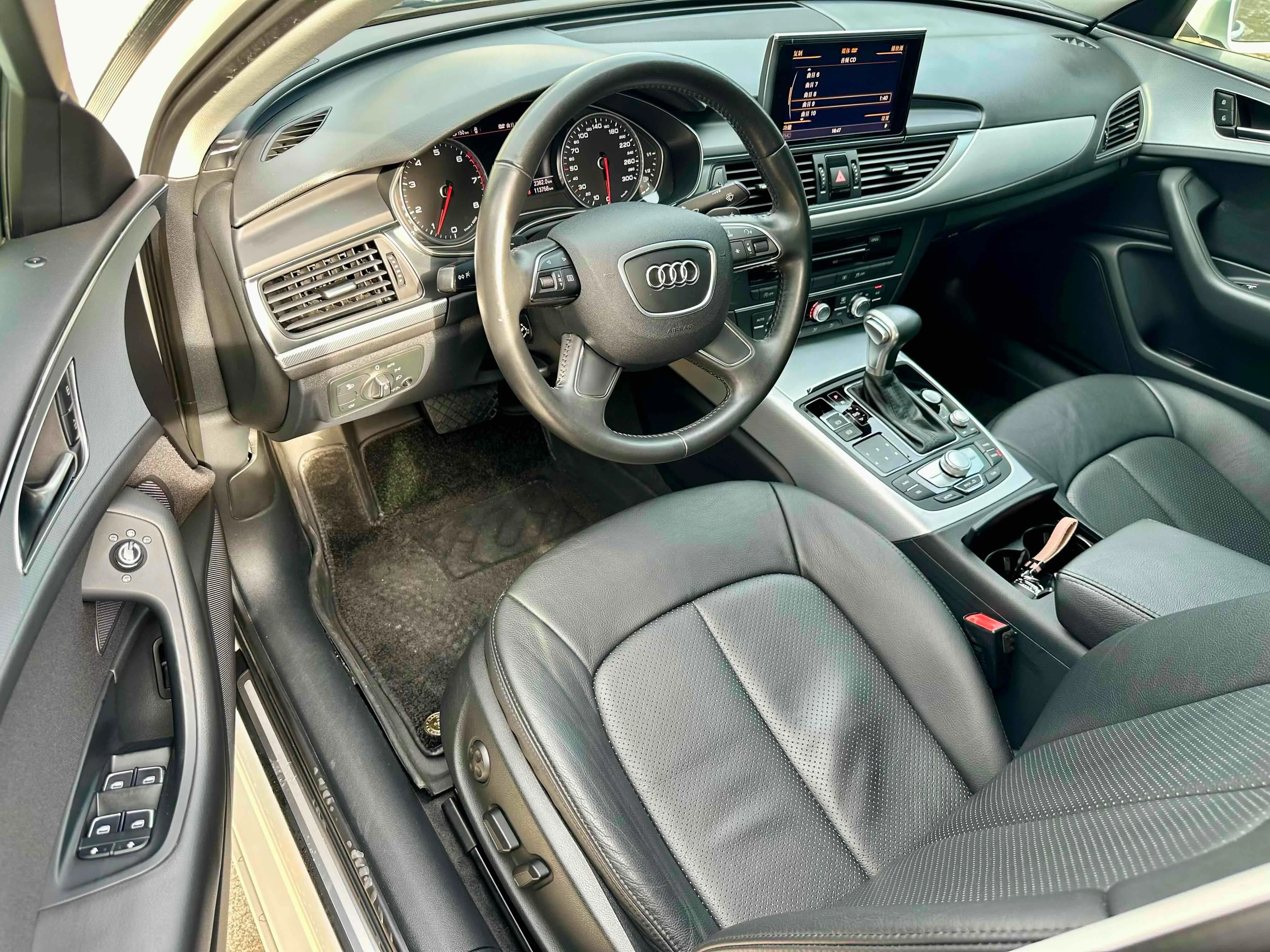 2015 Audi A6L TFSI Million памятный смарт-ошейник б/у роскошный автомобиль
