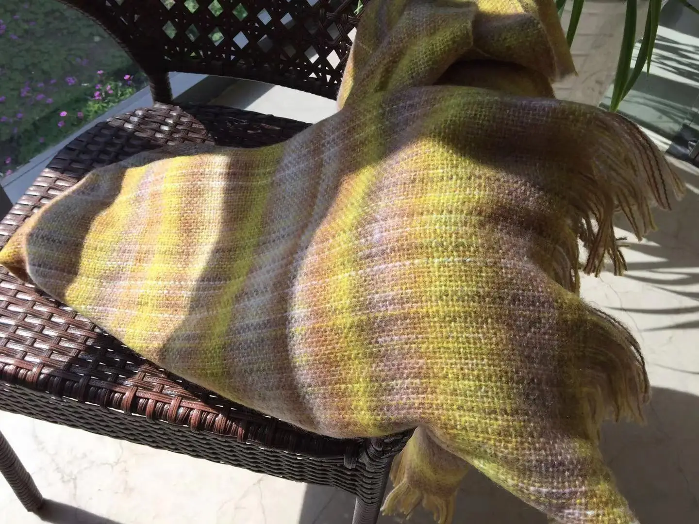 Fashionable soft scottish plaid tartan acrylic throw blanket