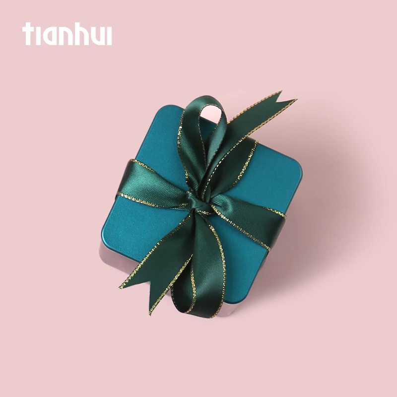 Tianhui Christmas Tin Boxes Square Metal Cans for Nuts & Kernels Storage