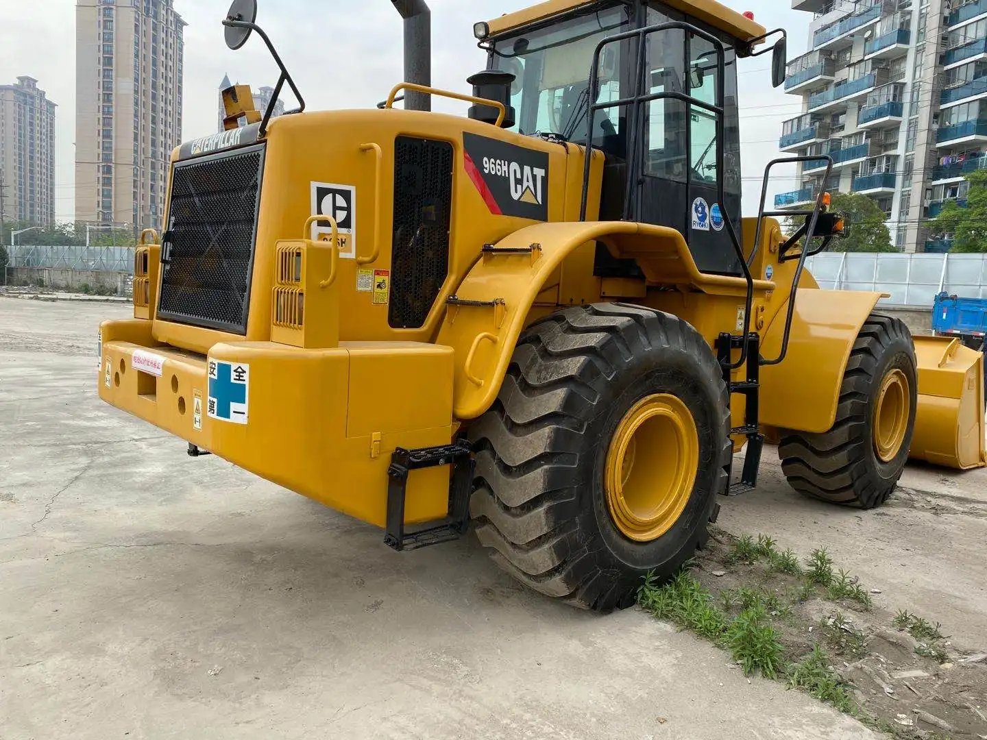 Used Caterpillar 966H Wheel Loader Joystick Controller Foundation Machinery Weichai Engine 4 Ton Rated Load Front Loader Type