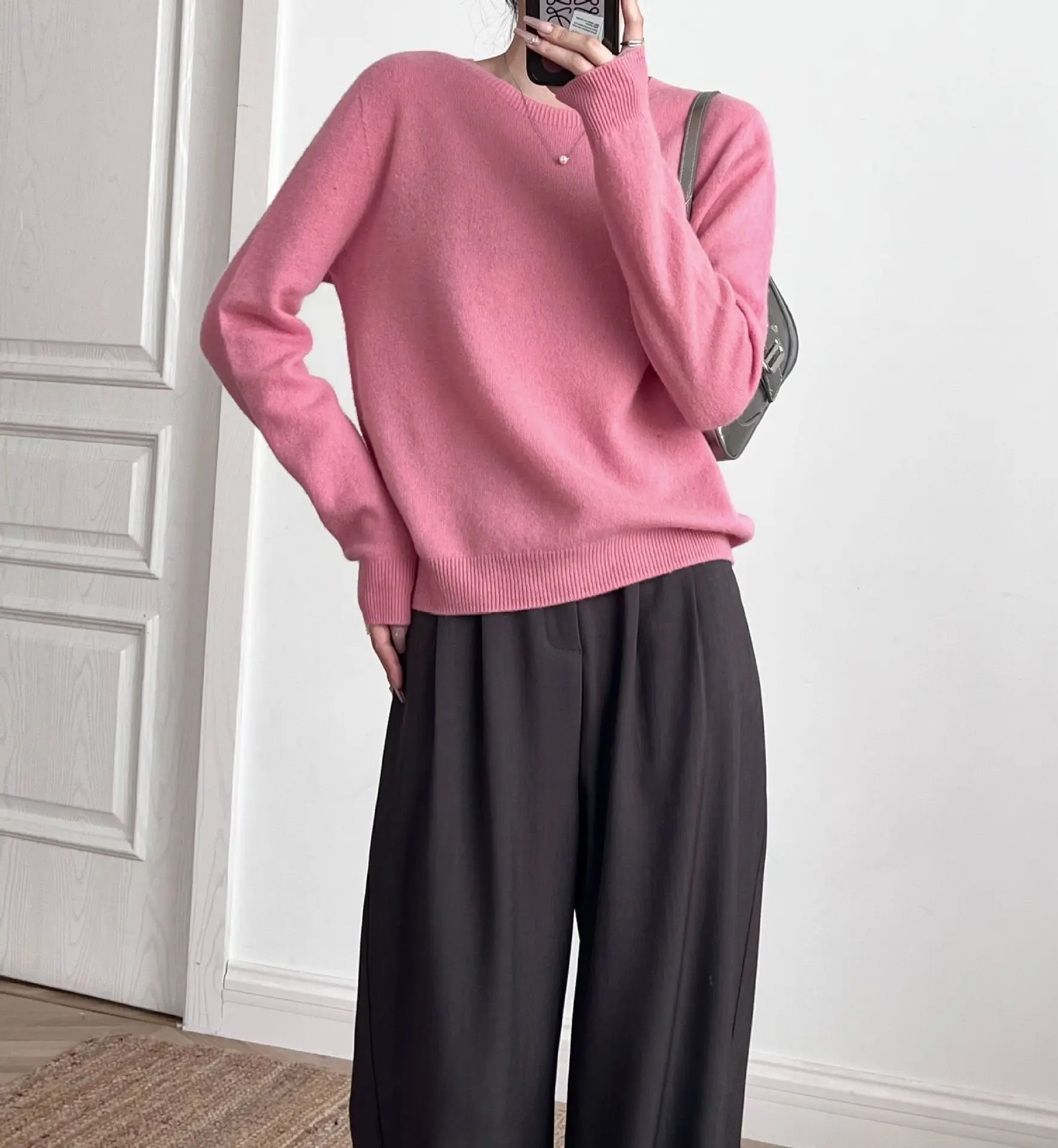 Simple Korean system stylish sweaters for women Soft skin-friendly and loose pink sweaters for women pink sweaters for women