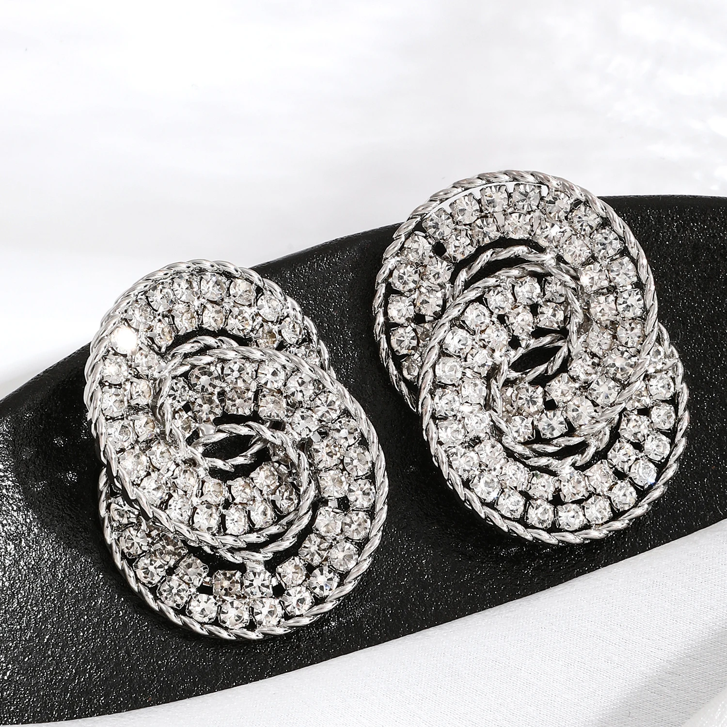 Designs Double C double-layer interlocking water diamond round retro luxury full diamond celebrity street photo earrings