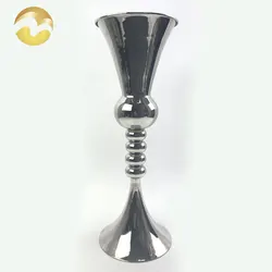 2020 Luxurious Hotel Gold Iron Flower Vases Cylinder Vases For Home Decor