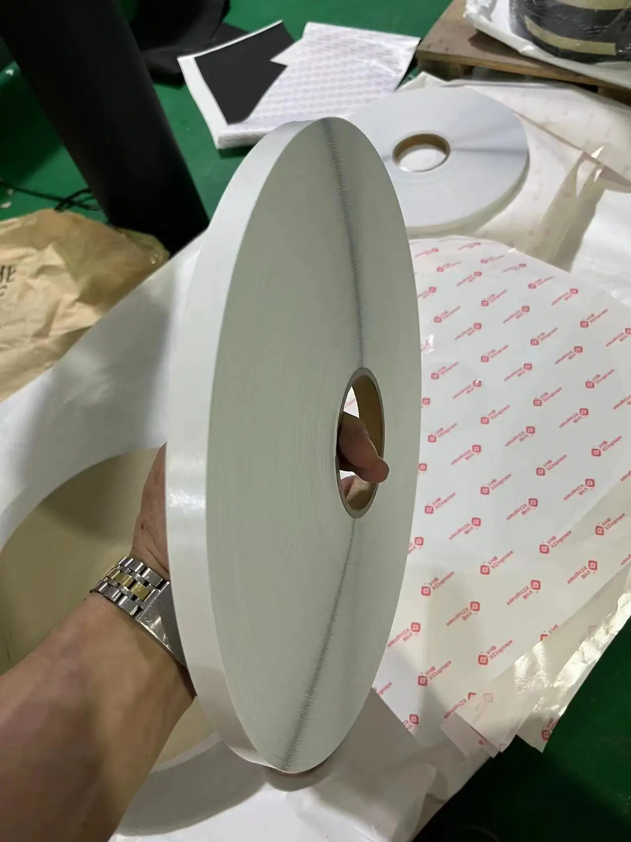 500 meters Double-sided tissue tape solvent double-sided self adhesive paper tape for machine use envelope strip