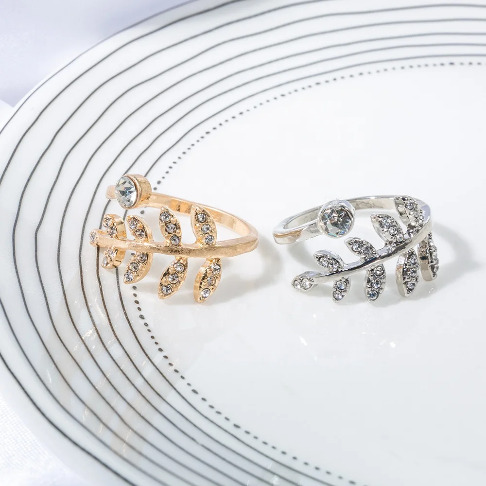 Leaf-Shaped Silver Plated Wedding Rings with Opal Main Stone for Her Eye Pattern for Party Anniversary Engagement Gifts