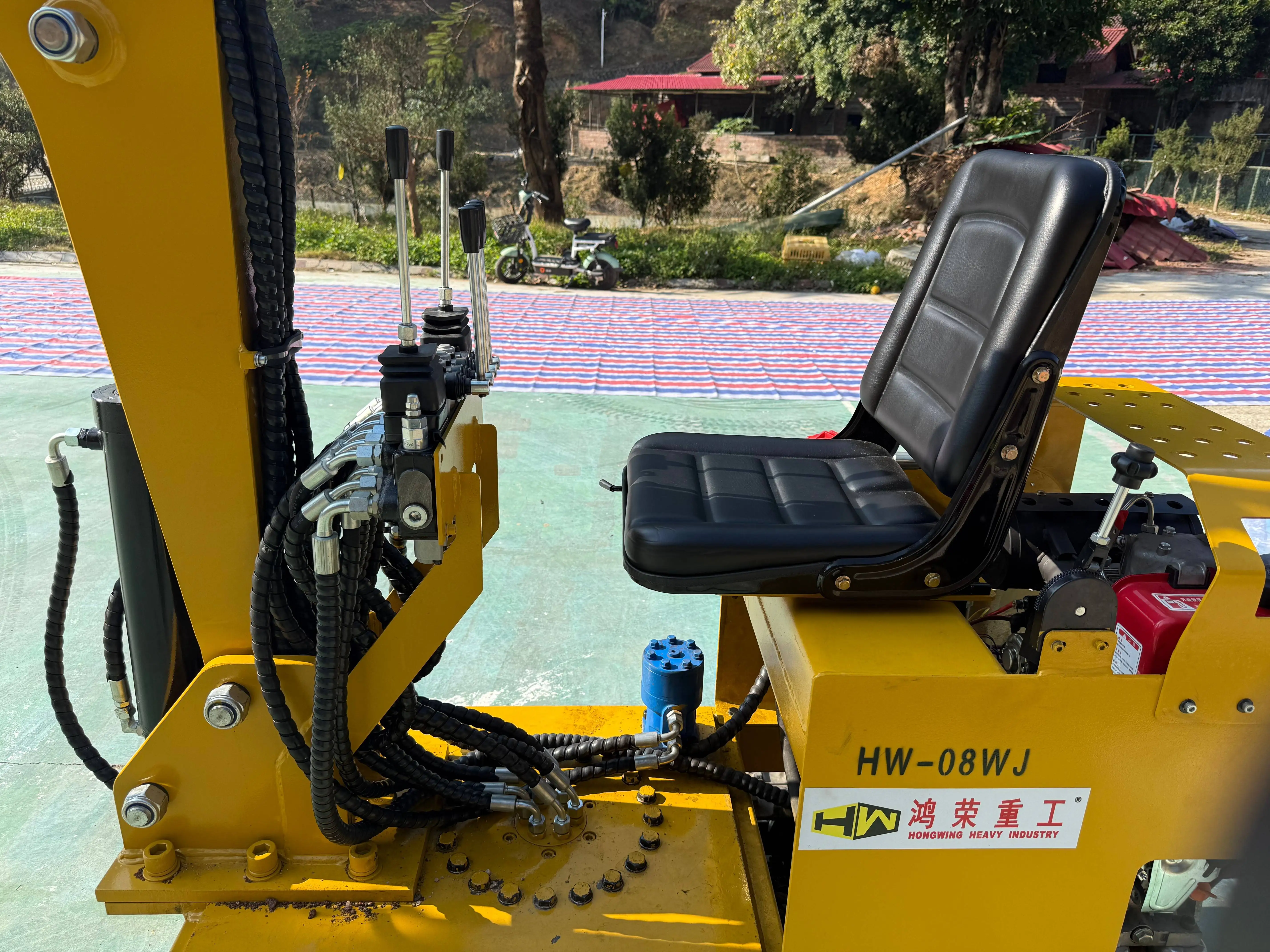 0.8/1.0/1.2/1.8/2.0/2.5/3.0 Ton Compact Mini Digger Full Hydraulic Crawler Excavator