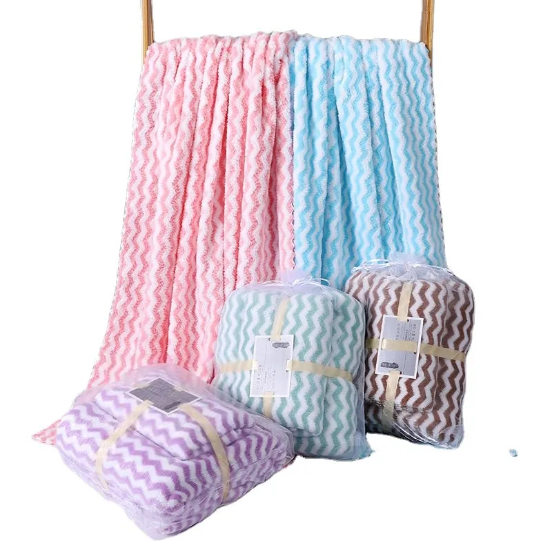 China Factory Hot Sale Coral Fleece Wave Design Coral Fleece Towel Set