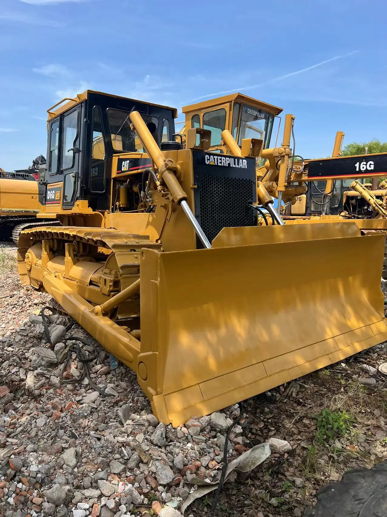 Supply Hot-sale used Cat D6R/D6D/D6G-2 bulldozer D7G CAT CAT