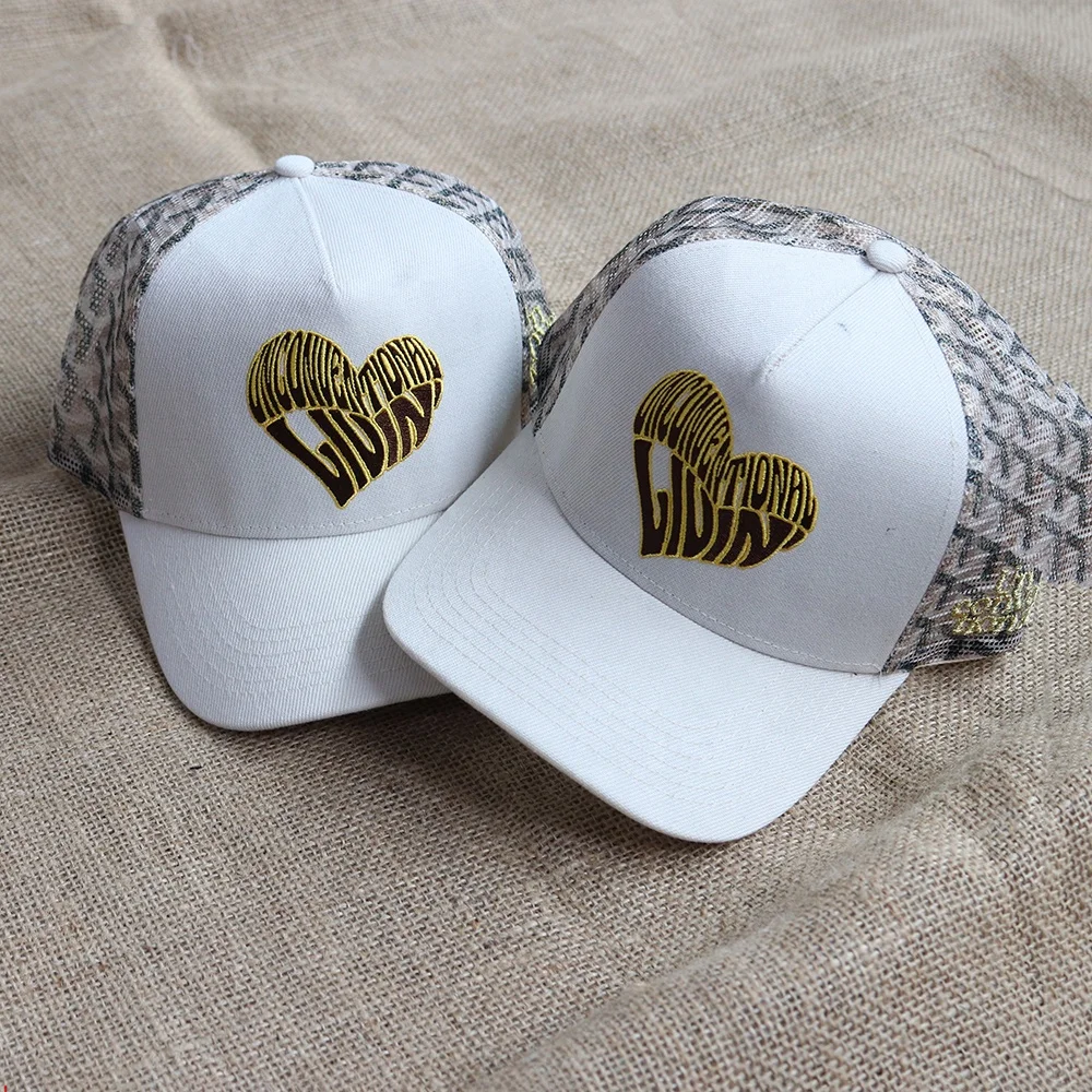 2024 High quality Fashion Custom Logo New Design Curve Brim Mesh Embroidery 5 Panel Trucker Hat for Men and Women