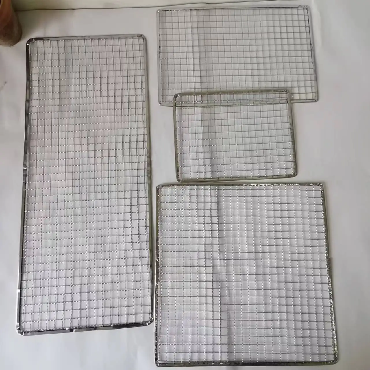 Barbecue net/webber  portable  Outdoor Camping Disposable Charcoal Barbecue Grill wire mesh