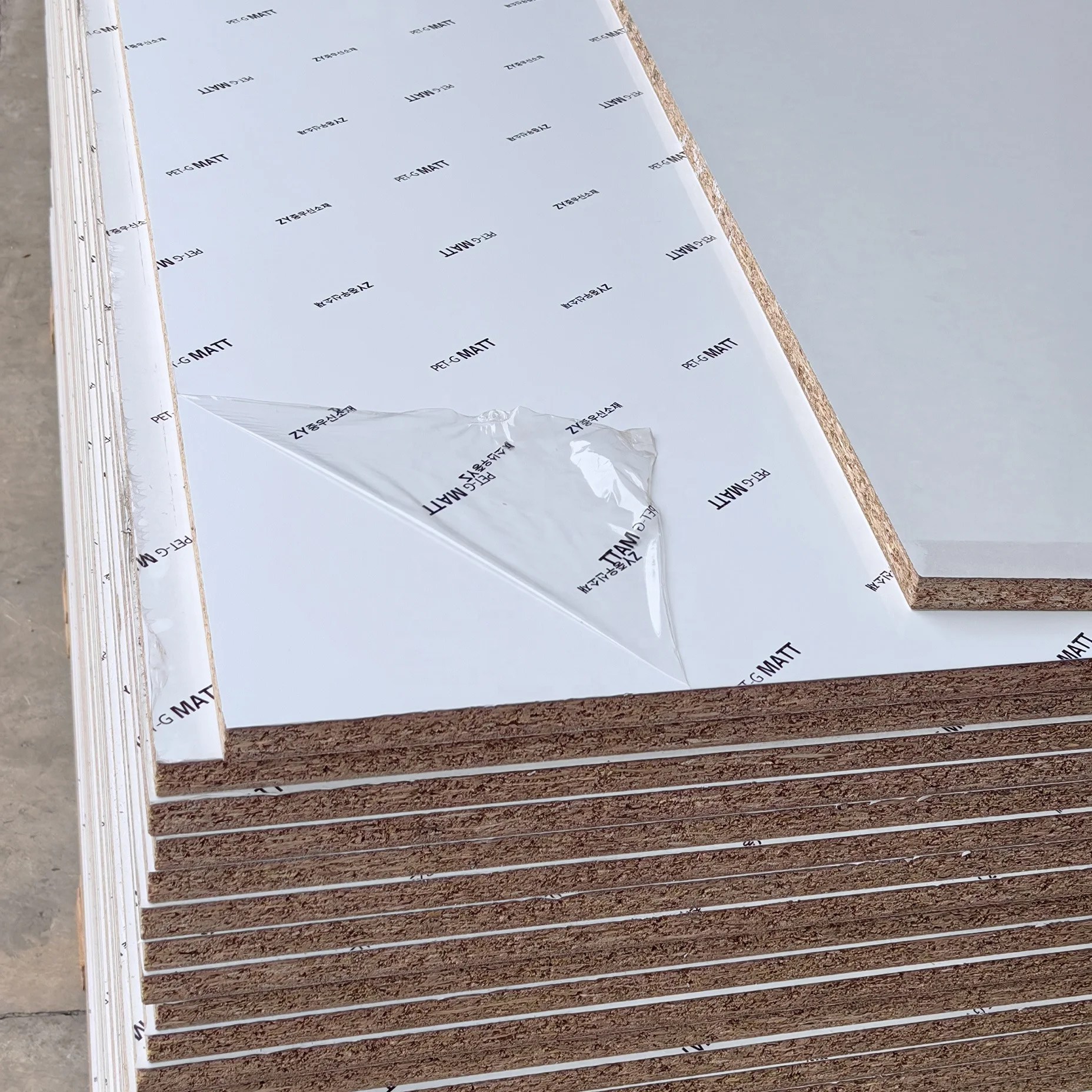 18mm MFC furniture board Bedroom cabinet MFC board 9-18mm strength supplier wholesale melamine laminate