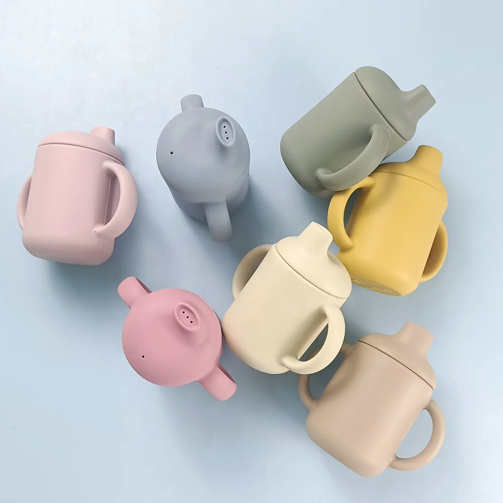 Food Grade BPA Free Eco Friend Custom Safe No-Spill Silicone Baby Infant Toddler Sippy Cup And Lid Mini Silicone Straw Cup