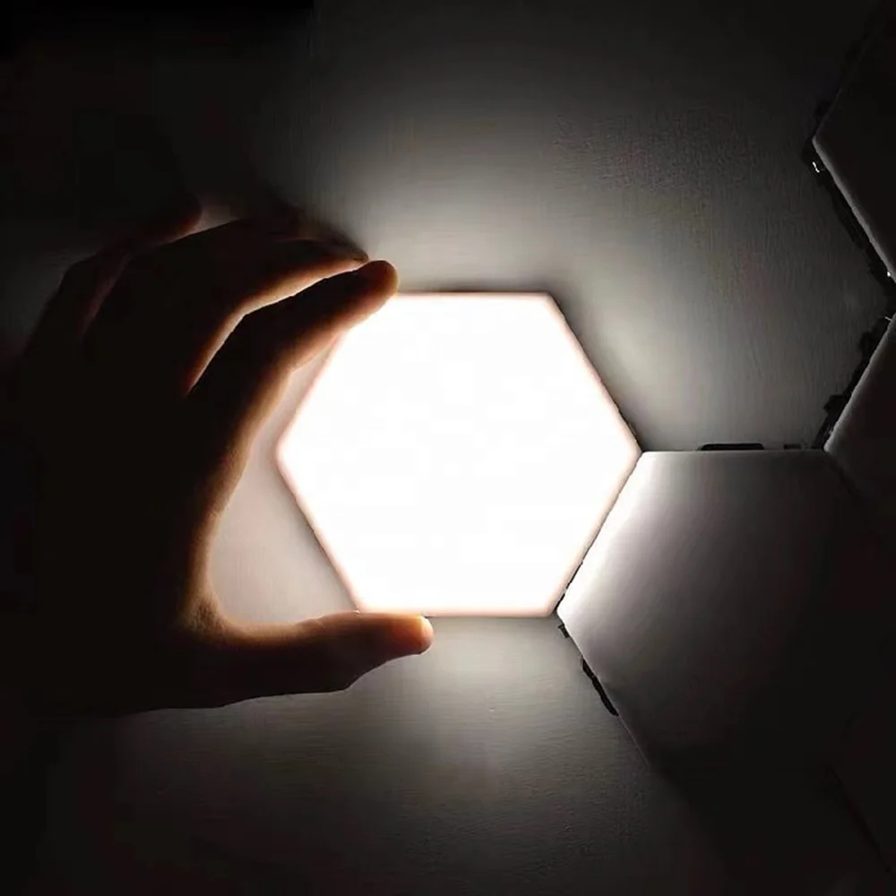 DIY Touch Sensitive Sensor Hexagonal Lamp Novelty Decoration Creative Modular Quantum Lamp LED night light wall lamp