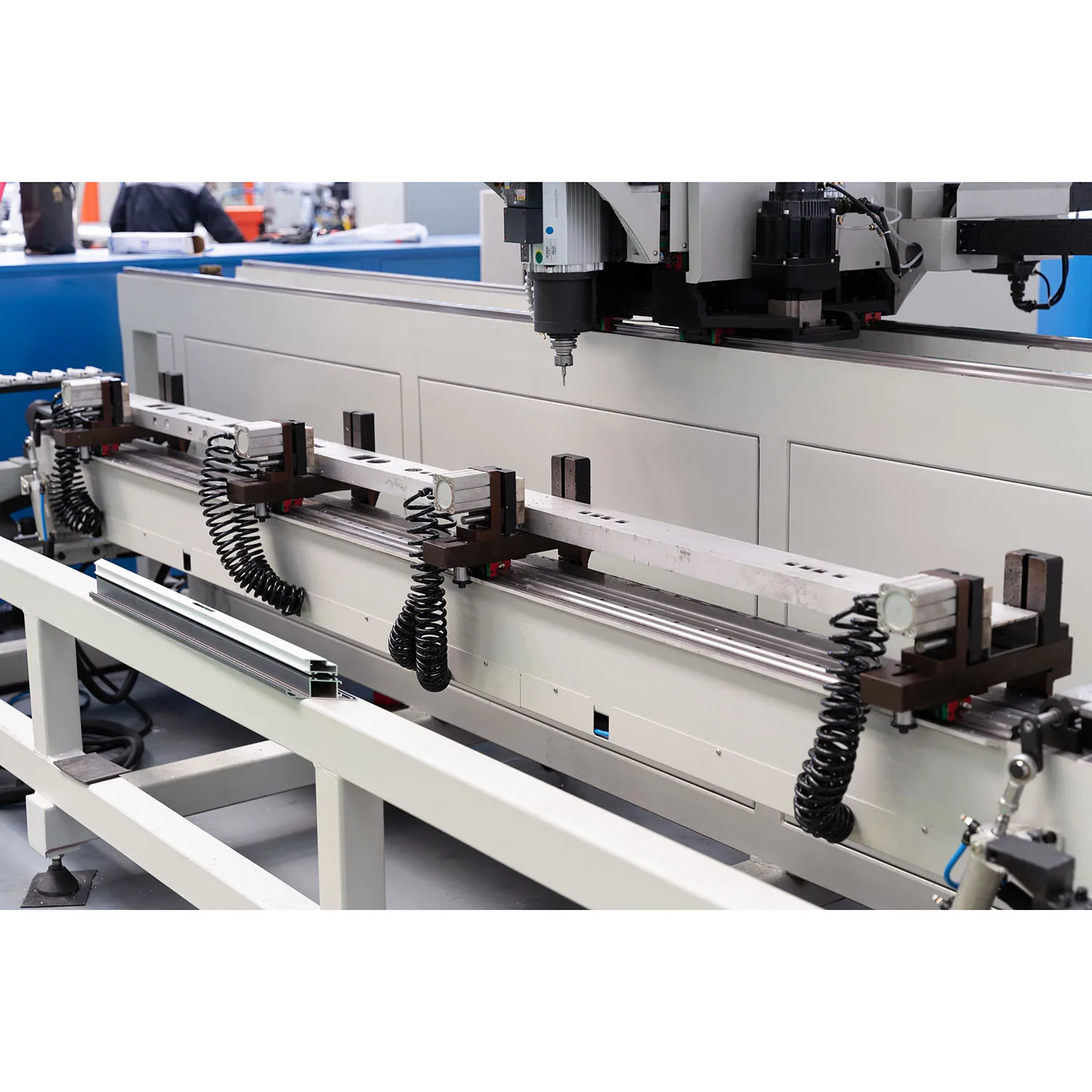 
Window Door Making Machine Aluminium processing high speed CNC Milling Drilling Machining Center 