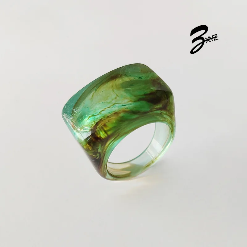 
New Fashion Lucite Resin Rings 