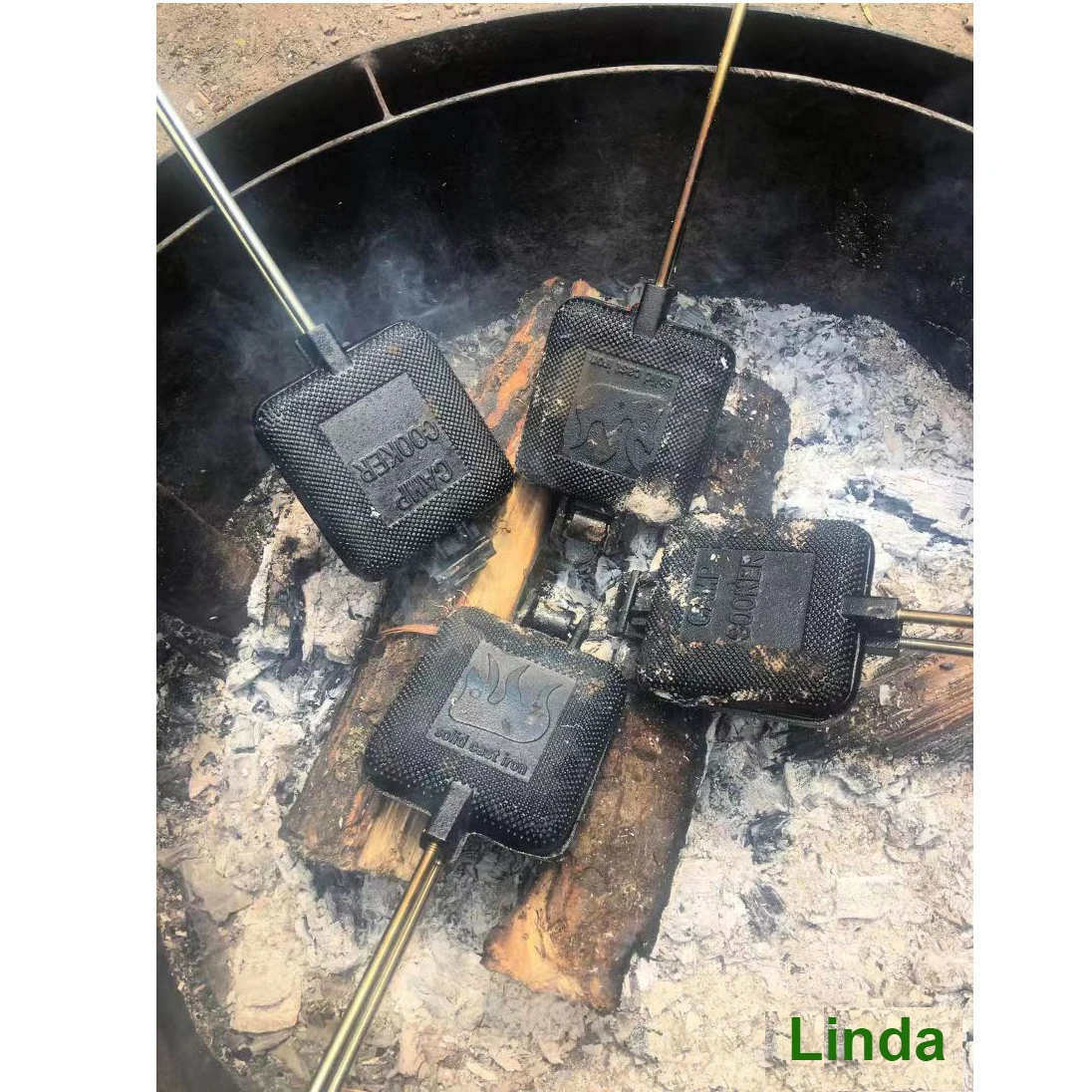 Cast Iron Jaffle Iron Sandwich Waffle Pie Maker with Long Wood Handle Stove Top Bread Tongs Outdoor Bakeware Camp Cooker