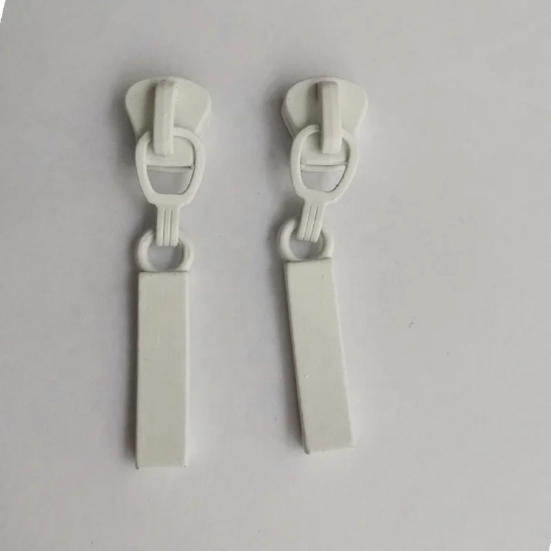 black pillow pulls for #4  vislon zipper