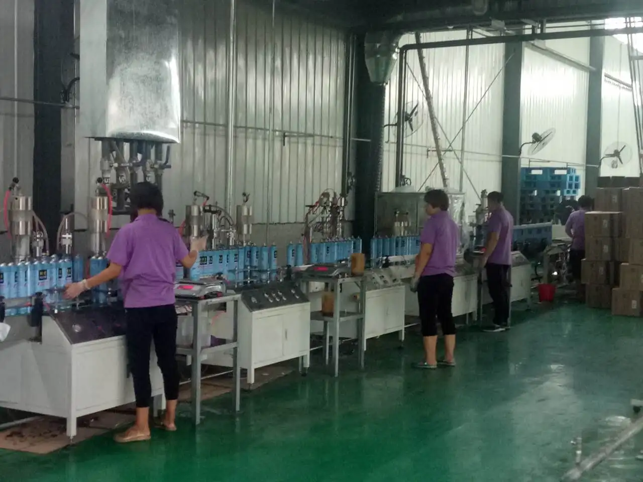 Straw style pu foam making spray glue adhesive sealants for winter use