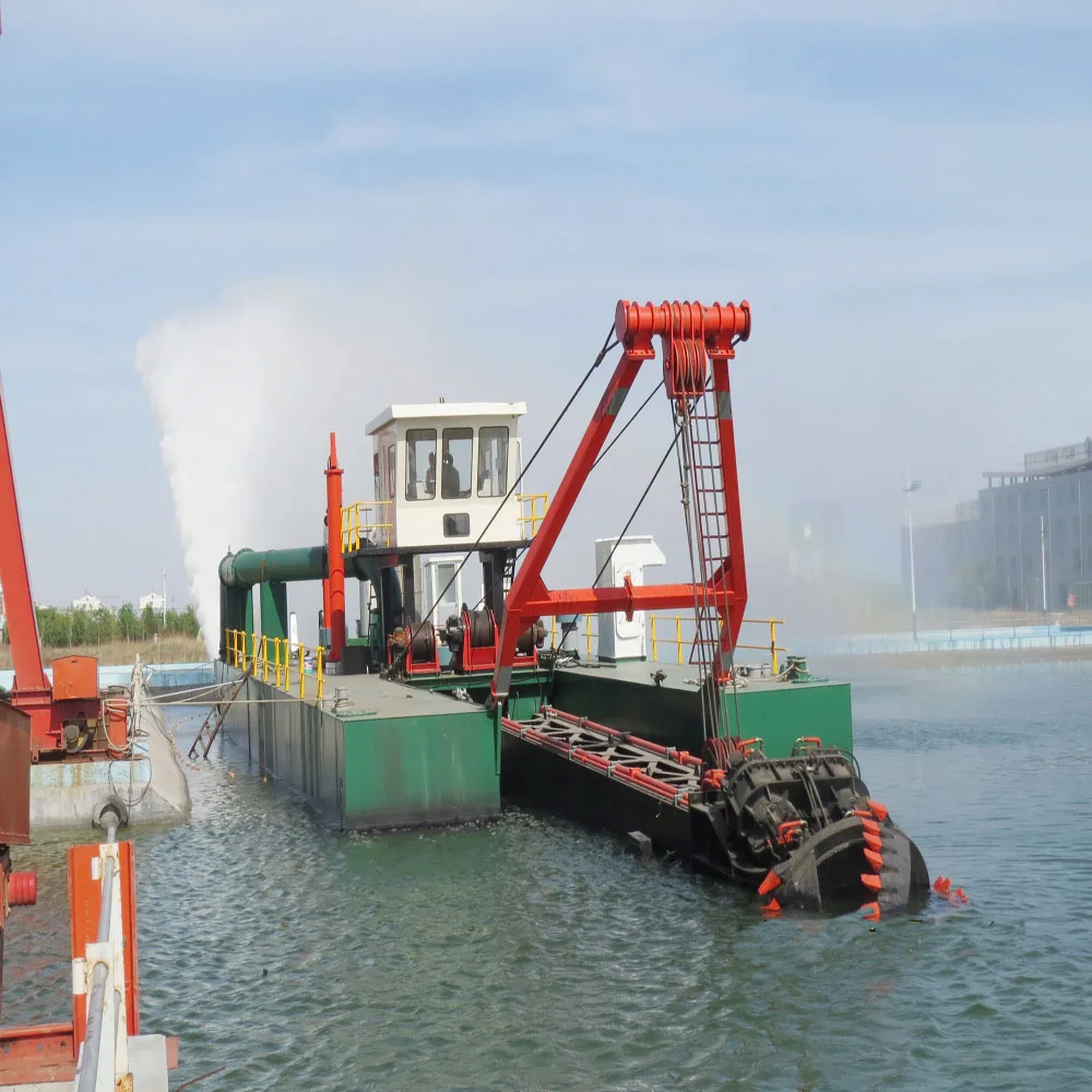 New protable dredger boat dredging machine sand dredger cutter suction dredger for river sea lake dredging  in stock