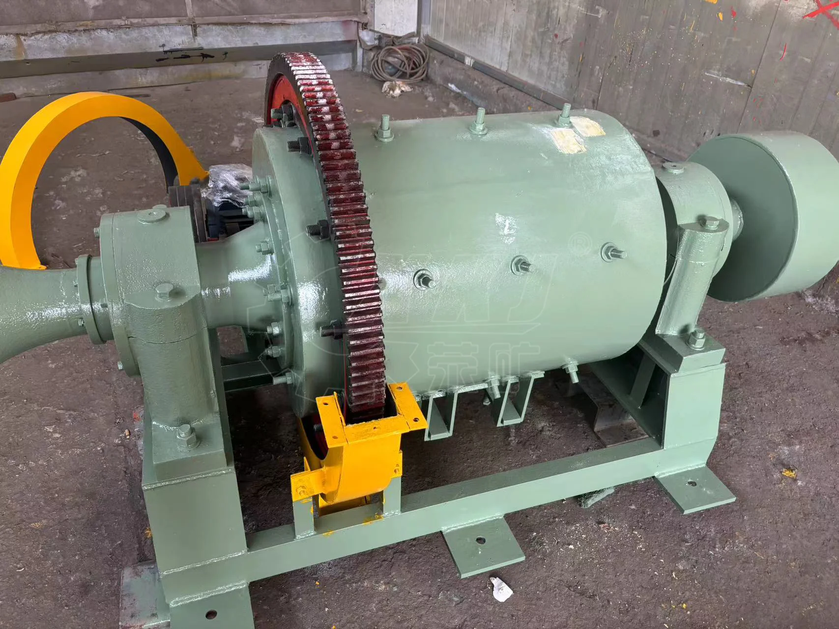 1500kg heavy high-quality small steel-lined ball mill for gold ore grinding