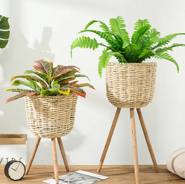 wicker plastic 2023 Hot sell handwoven corn bran plant pots indoors with wood stand wholesale
