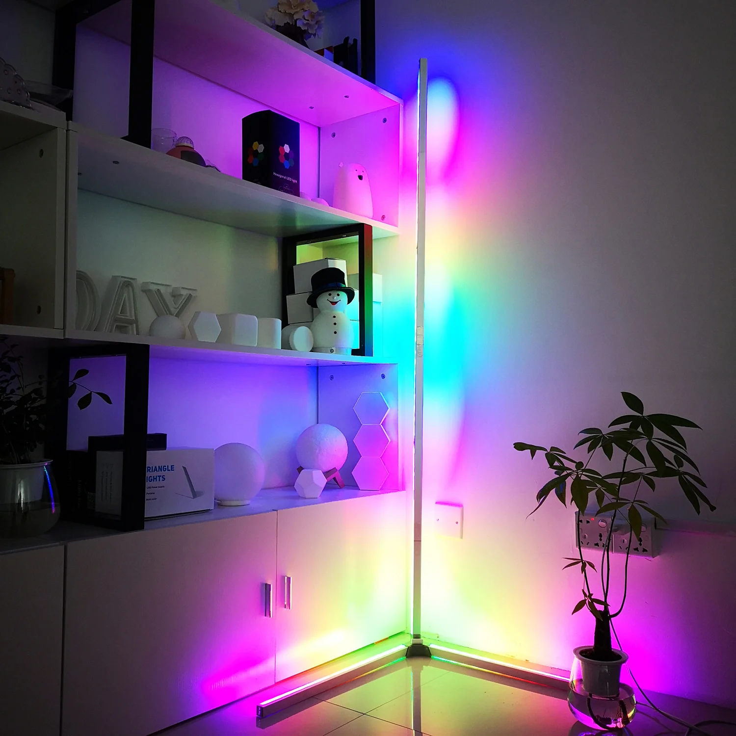 2021 Новое приложение RGB или дистанционное управление музыкой угловой стоячий светильник сращивающийся светодиодный напольный со штативом для украшения