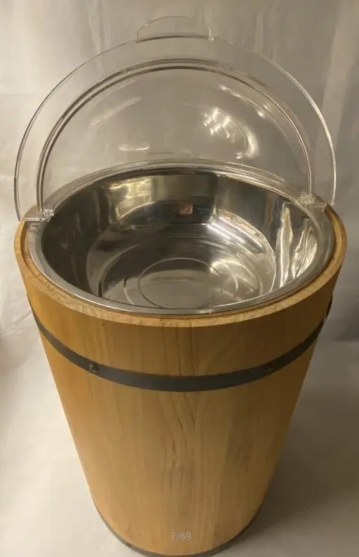 Oak barrel wine barrel wine cabinet