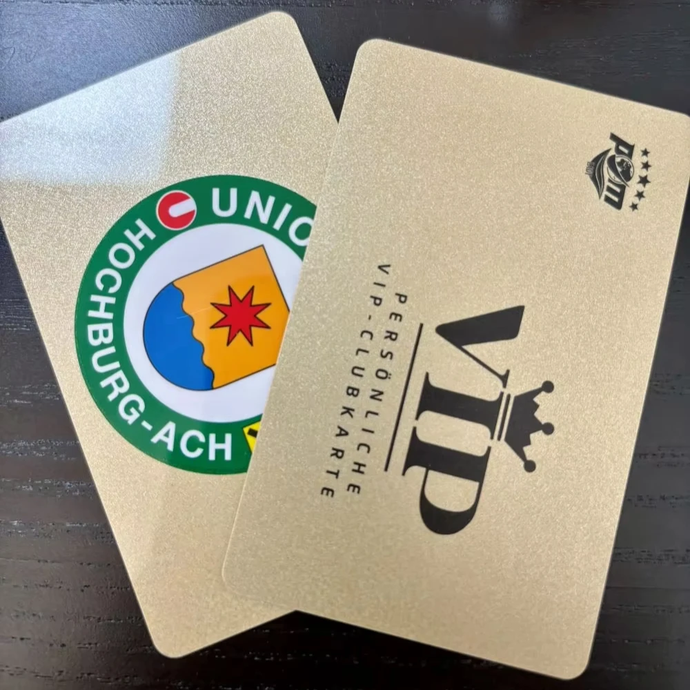 Custom Metallic Gold & Silver Finishes PVC Plastic VIP Membership Business Card Plastic Printing Product