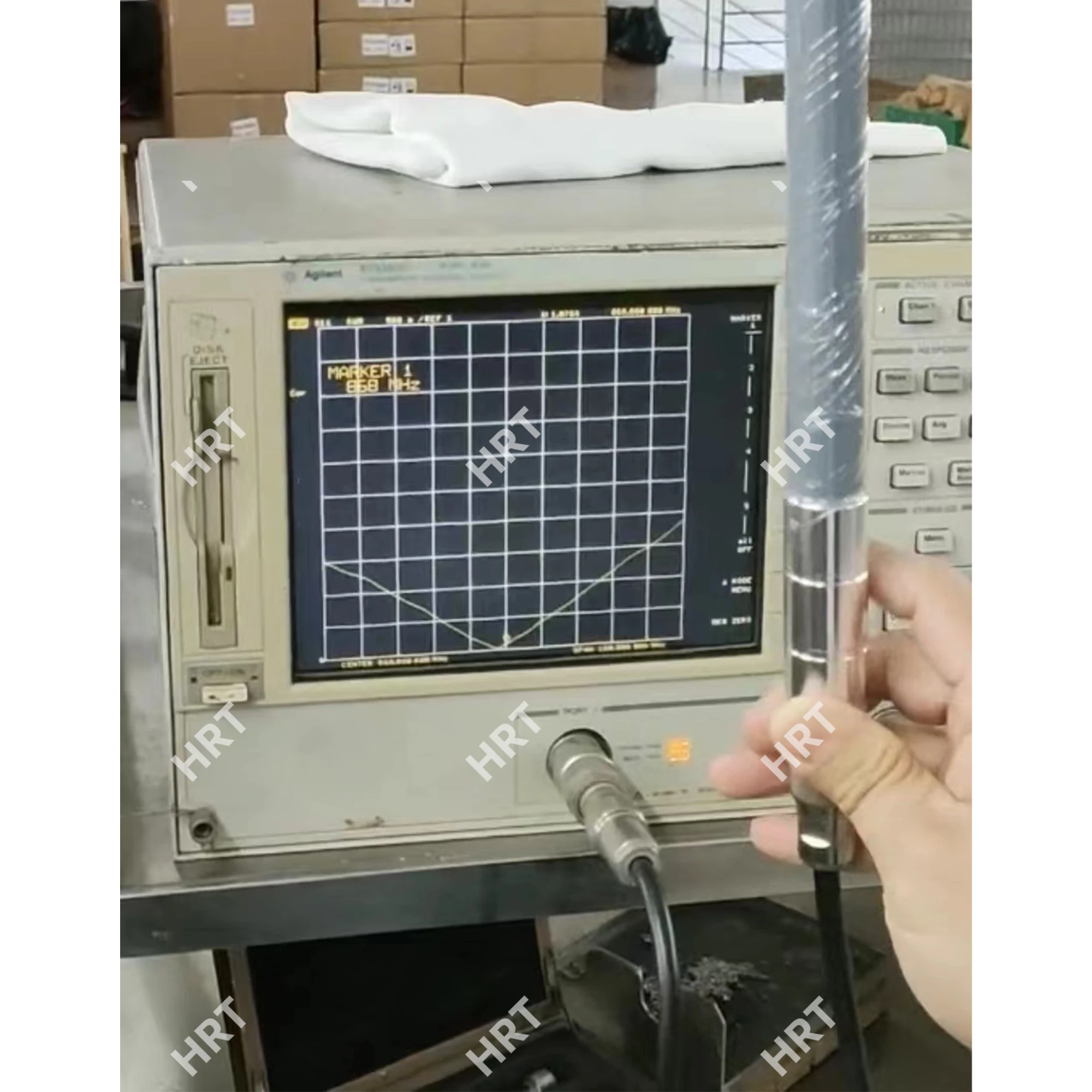 UHF 400 ~ 480MHz 5 dbi Omni Fiberglass communication Antenna TQJ-400D