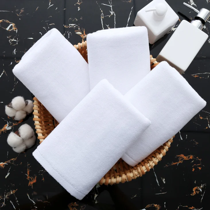 Premium 600 GSM 100% Ring Spun Cotton Quick Dry Highly Absorbent Soft Feel Towels Perfect for Daily Use