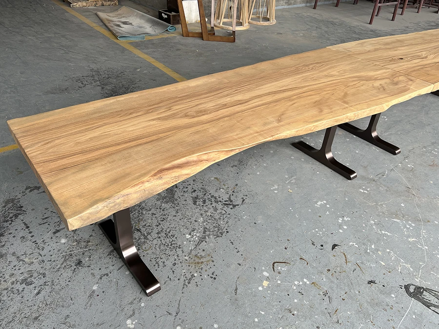 Natural shape top live edge ash wood large rustic wood restaurant dining table Japanese restaurant table top furniture