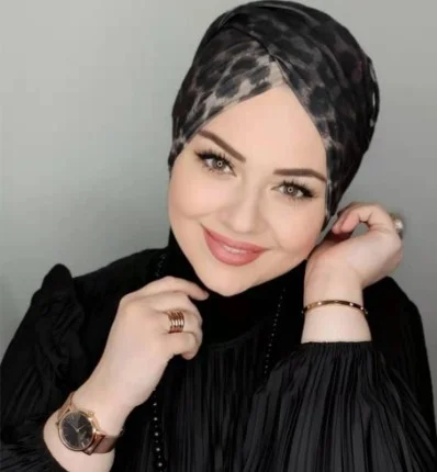 MOTIVE FORCE hot selling Cheaper Mixed Color Muslim Malaysia Women stitched striped Hijab Hijab Tube Turban