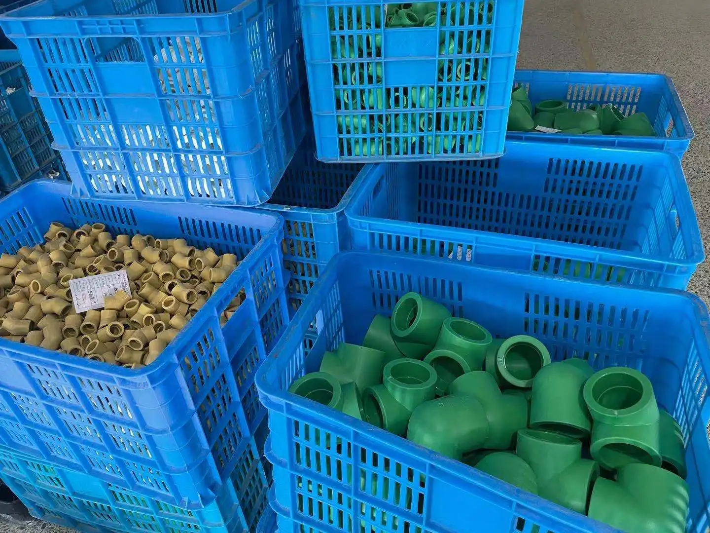 High Quality Brass PPR Water Supply Pipelines 20-63mm Socket Elbow Tee Pipe Fittings