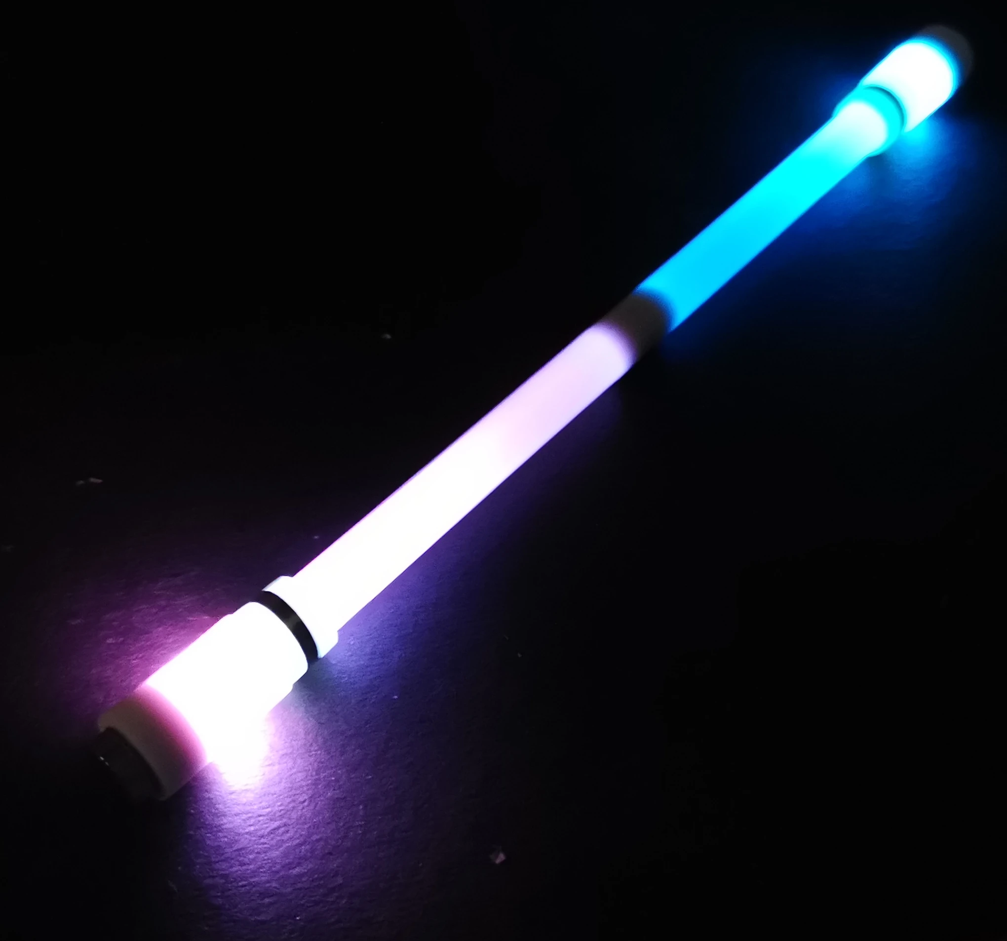 
Wholesale China Supplier Stress Reliever Fall Resistant Rotating Student Toys Shift Stroke Pen 