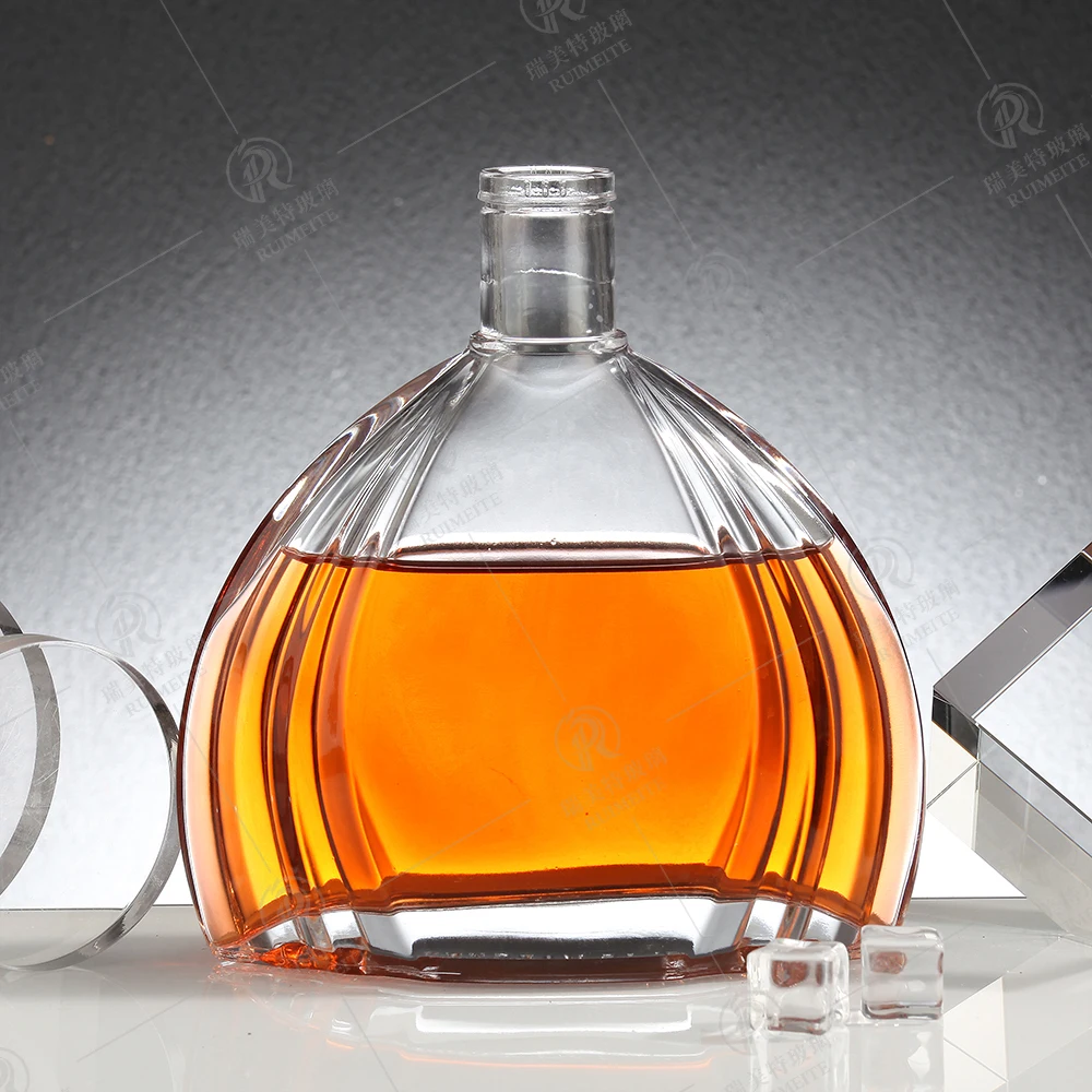hot chinese products of 500ml 750ml transparent empty XO glass bottles brandy bottles