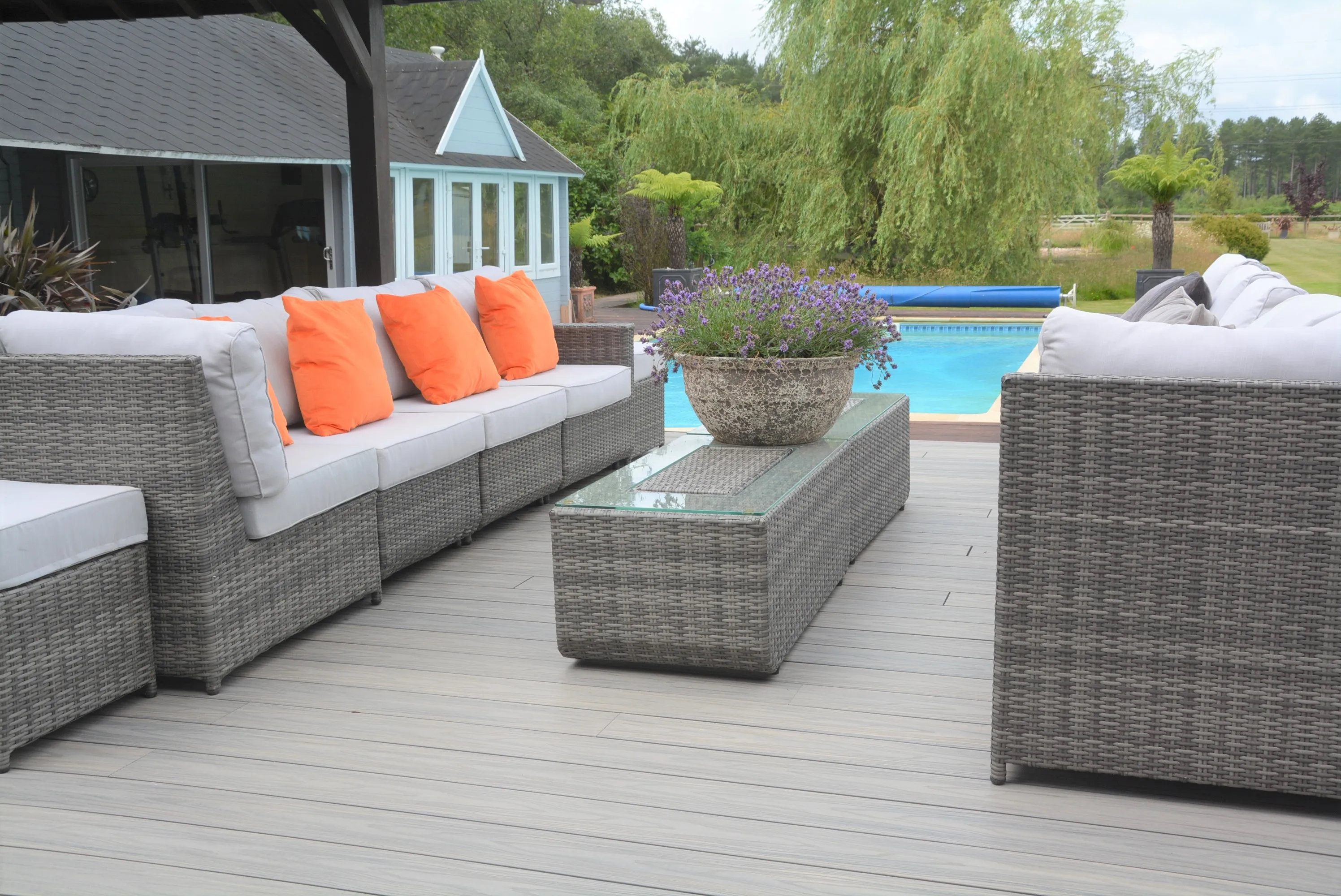 China high quality anti-insect and anti-fouling 3D embossed co-extrusion flooring