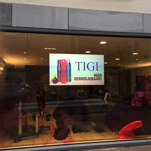 Chariot interactive rear projection film screen for advertising shop window