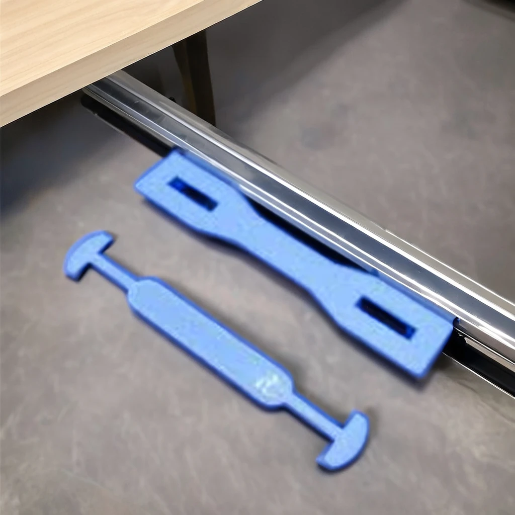 Wholesale New Materials Customized removable plastic handle suitable for bags and suitcases