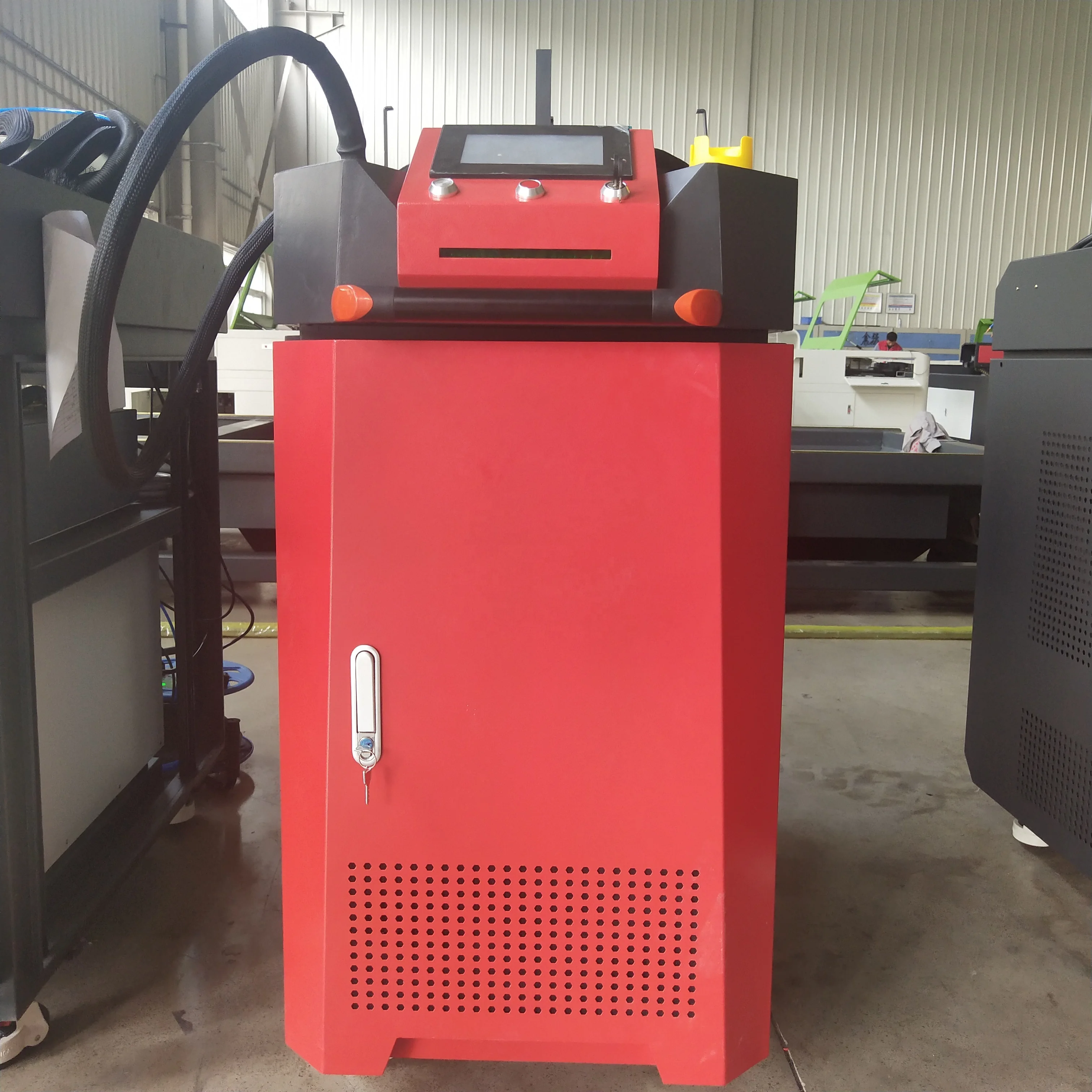 JQ LASER 1000W 1500W 2000W самый эффективный Быстрый китайский новый выбор Ручной Волоконно-лазерный сварочный аппарат