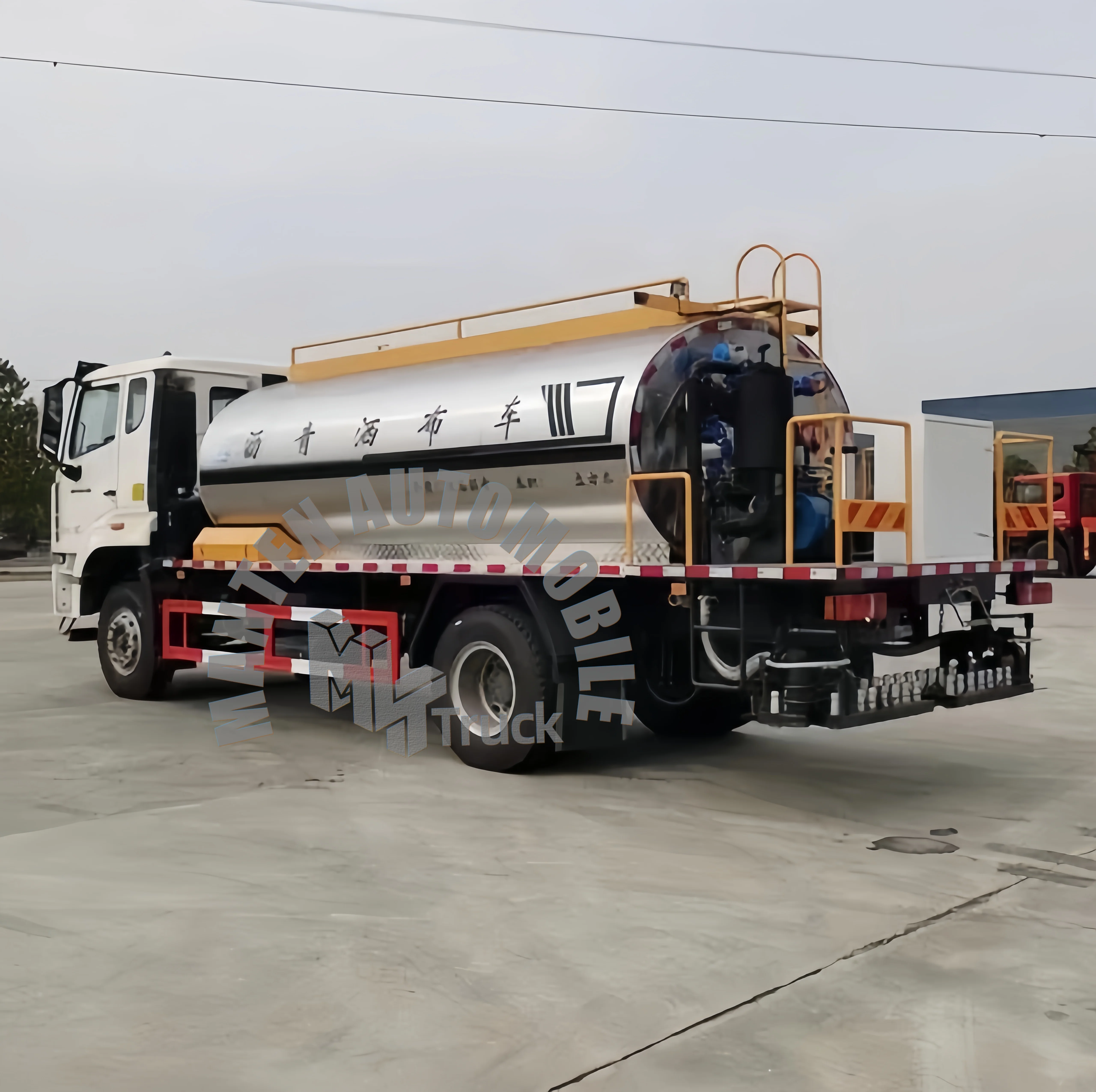 Прямая Продажа с завода распылитель для битумной эмульсии Sinotruk HOWO 12 куб. См распределитель асфальта проезжей части