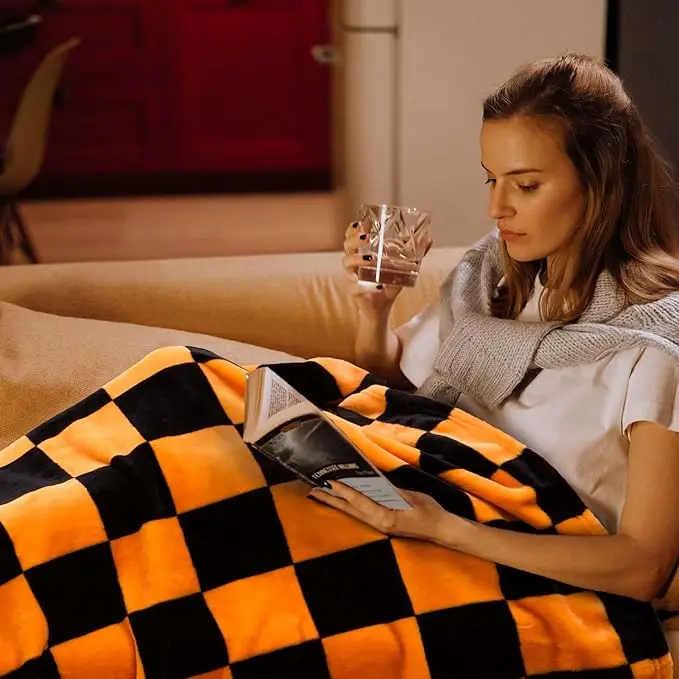 Factory Price Newest Plaid Custom Print Flannel Blanket Breathable Fabric Printed Flannel Fleece Blanket for Winter