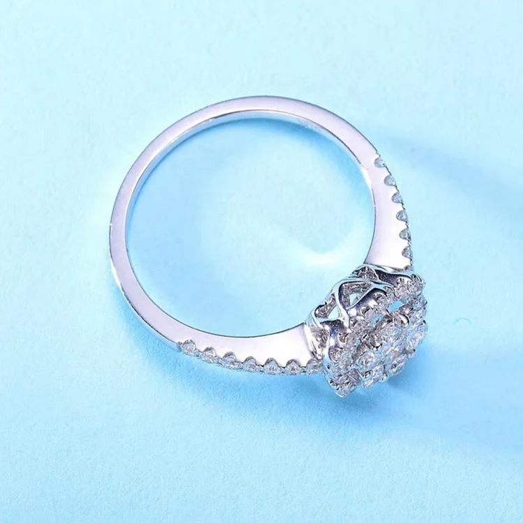 Custom Fine Jewelry 18k Gold Flower Moissanite Engagement Ring